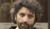 L’INTERVISTA. Lo scrittore Antonio Pascale, intervenuto all’anteprima di Facciamo un libro (Roma, Fiera Più libri più liberi, 7 dicembre 2011) risponde alle domande degli studenti del...